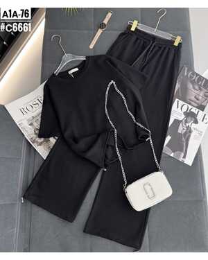 Женский костюм