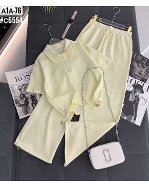 Женский костюм