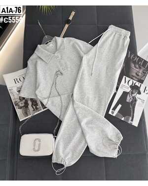 Женский костюм