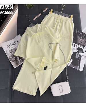 Женский костюм