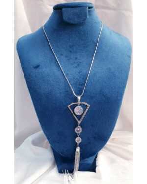 Стильное женское колье